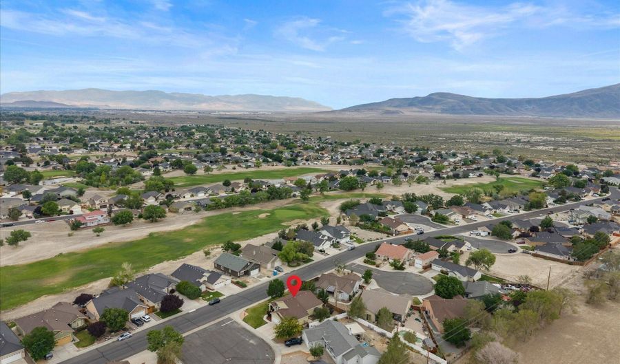 1940 Four Iron Ct, Fernley, NV 89408 - 3 Beds, 2 Bath