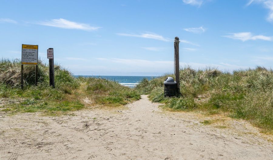 300 N PACIFIC St 54, Rockaway Beach, OR 97136 - 2 Beds, 2 Bath