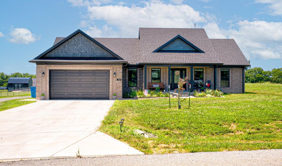 127 Hidden Valley Dr, Bardstown, KY 40004 - 3 Beds, 2 Bath