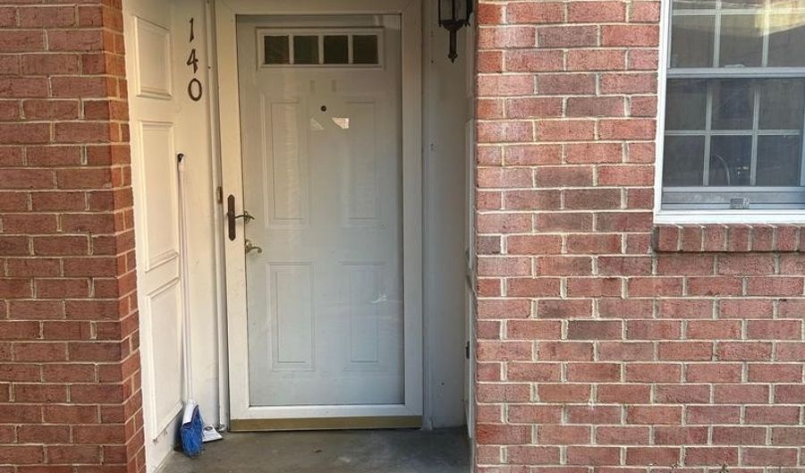 6924 FAIRFAX Dr #140, Arlington, VA 22213 - 2 Beds, 1 Bath