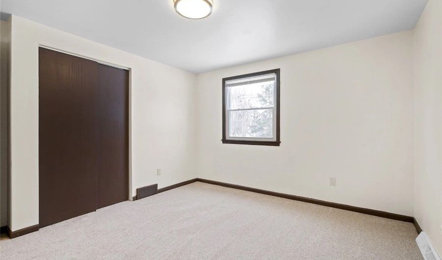 335 Left Sundridge, Amherst, NY 14428 - 3 Beds, 2 Bath