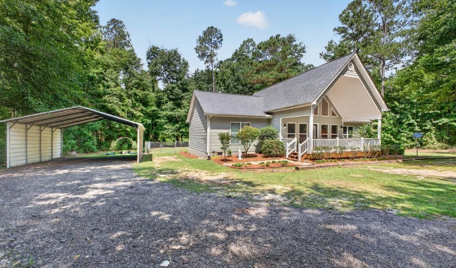 441 Stratford Ln, Barnwell, SC 29812 - 3 Beds, 2 Bath