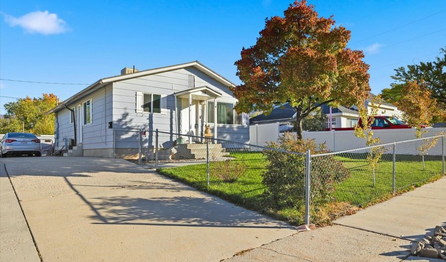 512 W 300 S, Brigham City, UT 84302 - 5 Beds, 2 Bath