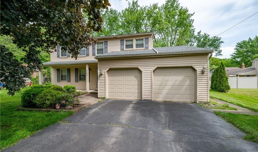 1768 Celeste Cir, Austintown, OH 44511 - 4 Beds, 3 Bath