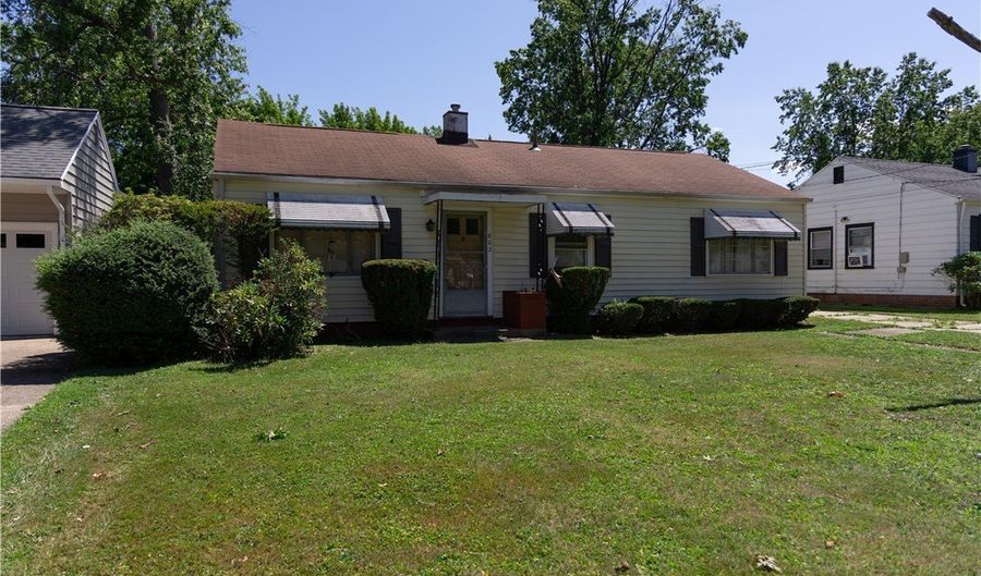 802 Norman Ave, Ashtabula, OH 44004 - 2 Beds, 1 Bath