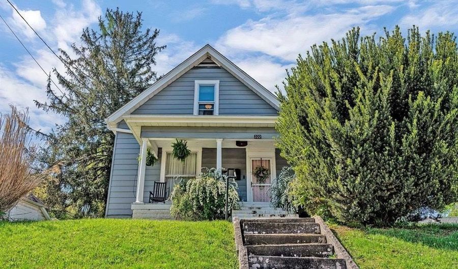 322 16th St, Bedford, IN 47421 - 4 Beds, 2 Bath