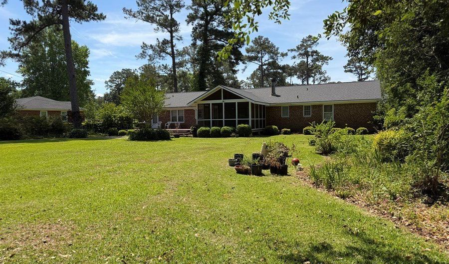 413 Poinciana Ave, Albany, GA 31705 - 3 Beds, 2 Bath