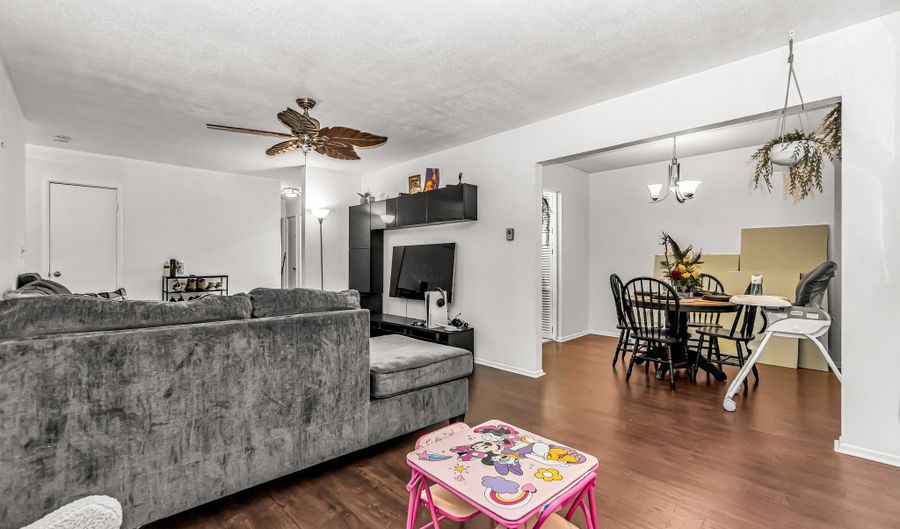 173 Kennedy Dr 173, Bridgeport, CT 06606 - 2 Beds, 1 Bath