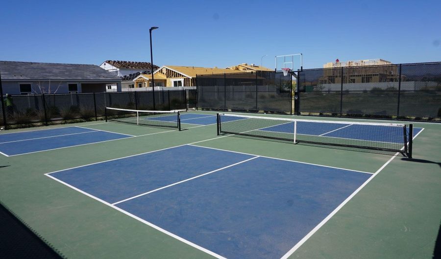 4721 S Parker Pass Rd, Apache Junction, AZ 85119 - 3 Beds, 3 Bath