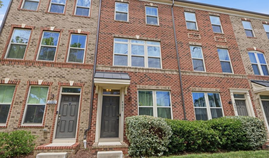 4602 GOUGH St, Baltimore, MD 21224 - 3 Beds, 4 Bath