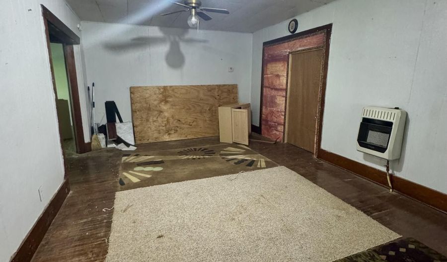 309 E Webster Ave, Ava, MO 65608 - 2 Beds, 1 Bath