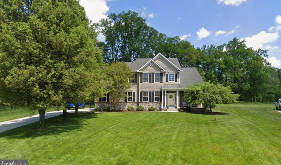 286 STONEWATER Way, Dover, DE 19904 - 4 Beds, 3 Bath
