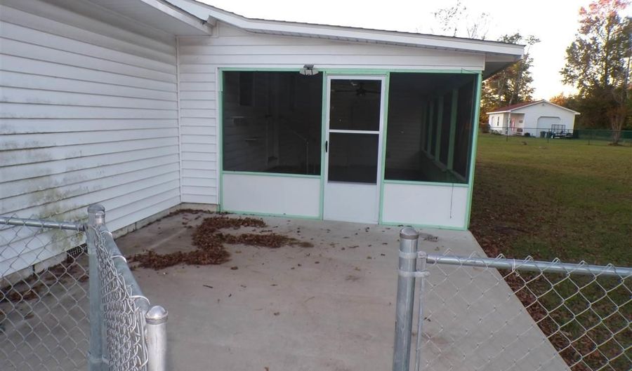 170 Bethune Hwy, Bishopville, SC 29010 - 3 Beds, 1 Bath