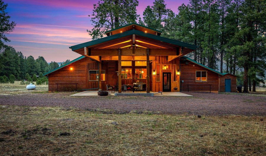 7 A County Road N2312, Alpine, AZ 85920 - 6 Beds, 3 Bath