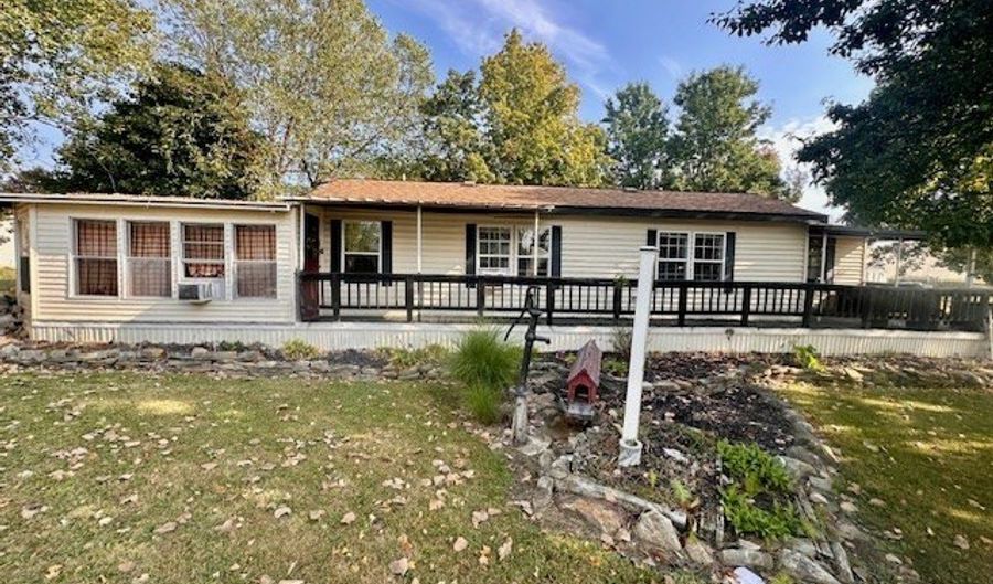 67 Harold Dr, Ashland, OH 44805 - 2 Beds, 2 Bath