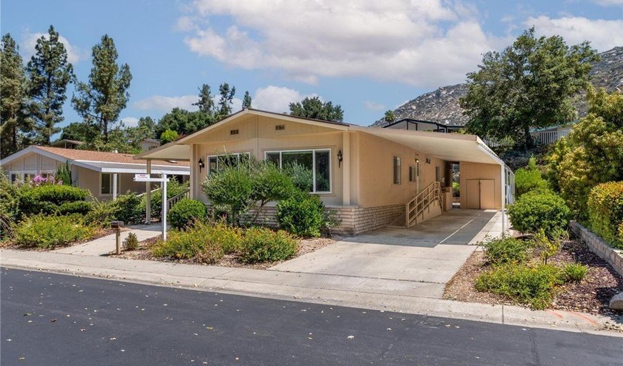 8975 Lawrence Welk 217, Escondido, CA 92026 - 2 Beds, 2 Bath
