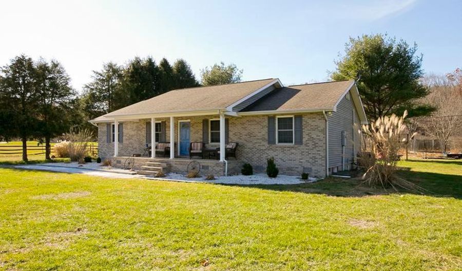 2869 COLD STREAM Rd, Capon Bridge, WV 26711 - 3 Beds, 2 Bath