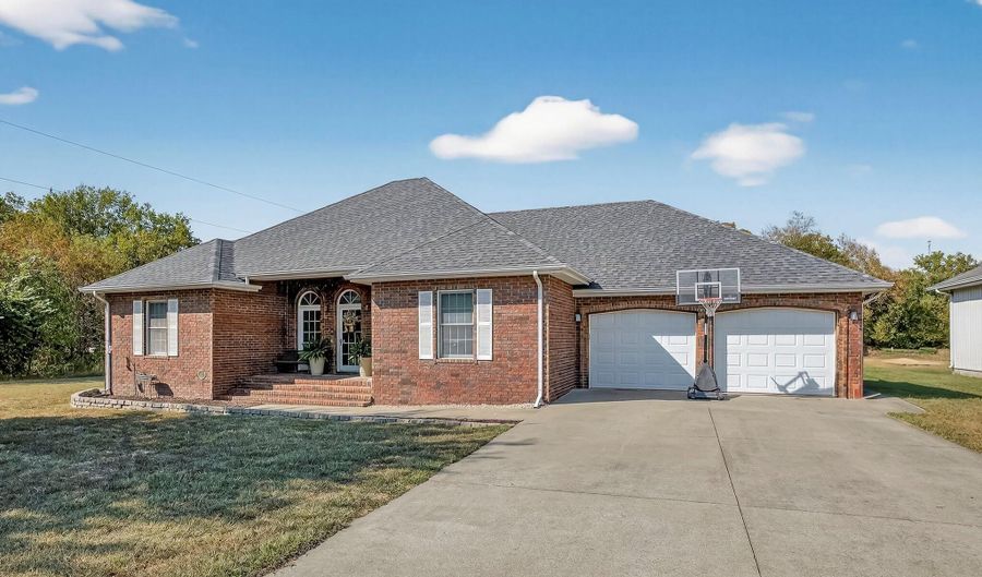 134 Moonlight Valley Dr, Ash Grove, MO 65604 - 3 Beds, 2 Bath