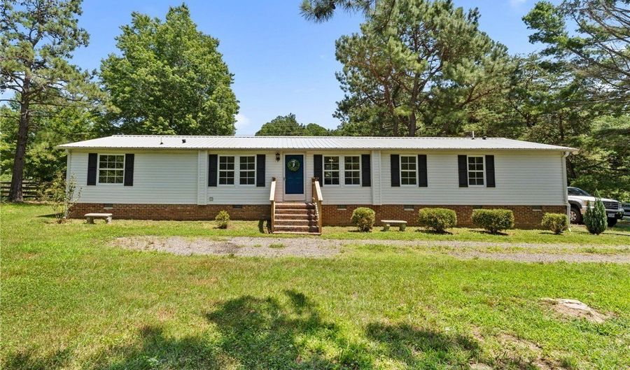 2526 Herring Creek Rd, Aylett, VA 23009 - 4 Beds, 2 Bath