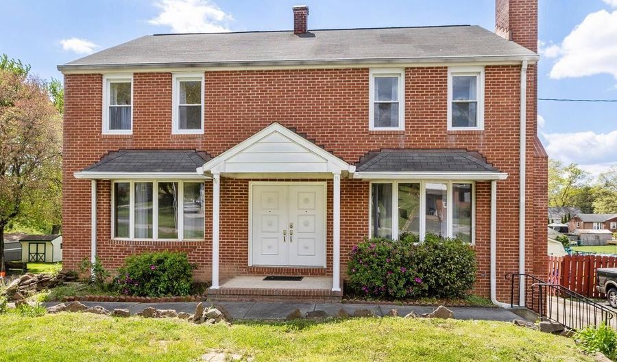 1021 CHESACO Ave, Rosedale, MD 21237 - 4 Beds, 2 Bath