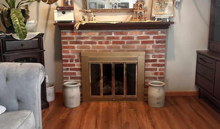 928 BLACK HILLS Ave, Alliance, NE 69301 - 4 Beds, 3 Bath