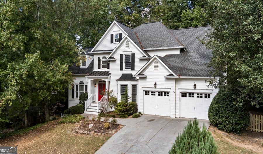 330 Summerlin Dr, Alpharetta, GA 30005 - 4 Beds, 5 Bath