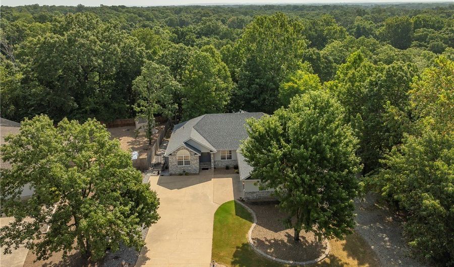 13 Morganshire Dr, Bella Vista, AR 72714 - 3 Beds, 2 Bath