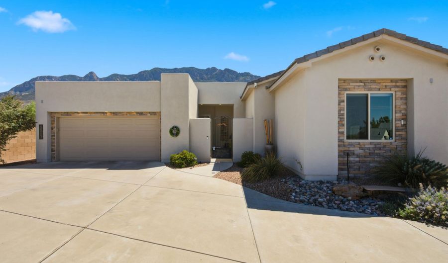 9503 Peak Vista Ave NE, Albuquerque, NM 87122 - 3 Beds, 2 Bath