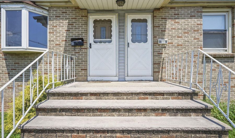 40 Avenel St, Avenel, NJ 07001 - 4 Beds, 2 Bath