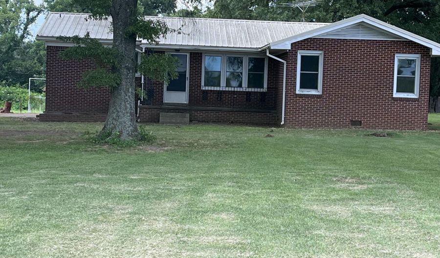 102 Evans Ln, Alamo, TN 38001 - 3 Beds, 2 Bath
