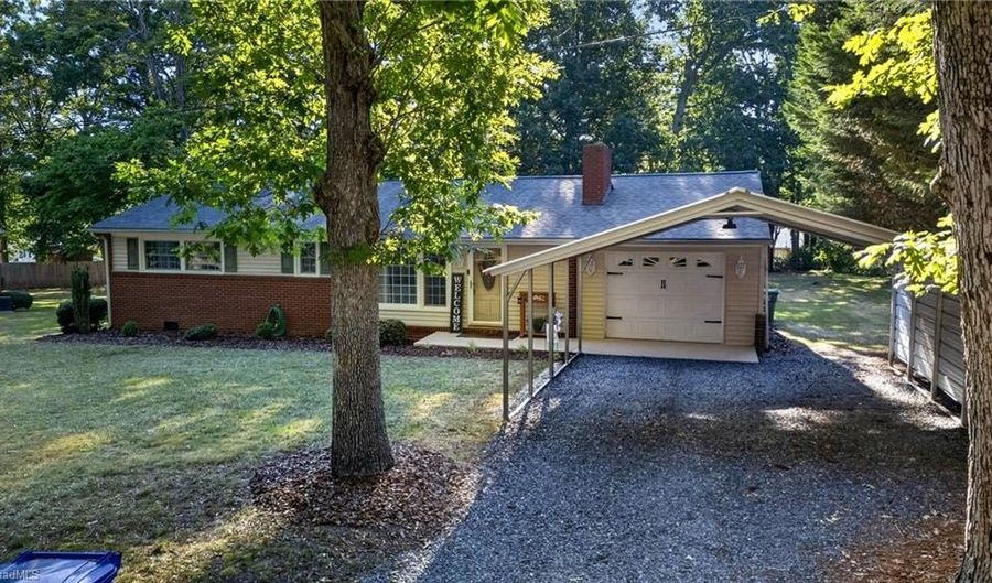 329 Lambert Dr, Asheboro, NC 27205 - 3 Beds, 1 Bath