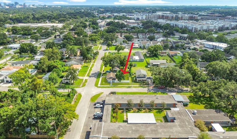 1600 ROOSEVELT Ave, Orlando, FL 32804 - 3 Beds, 1 Bath