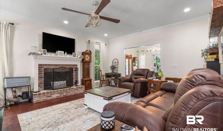 40498 Pine Grove Rd, Bay Minette, AL 36507 - 3 Beds, 3 Bath