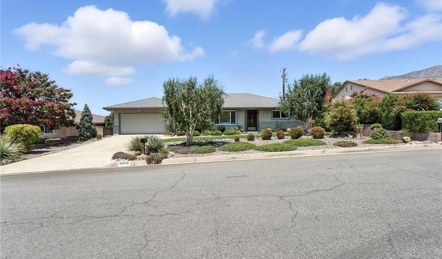 36218 Golden Gate Dr, Yucaipa, CA 92399 - 2 Beds, 2 Bath