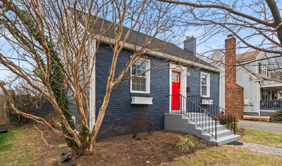 2604 1ST St S, Arlington, VA 22204 - 4 Beds, 3 Bath