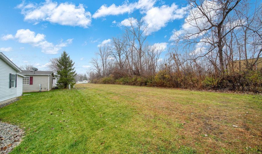 301 Hidden River Dr, Adrian, MI 49221 - 3 Beds, 2 Bath