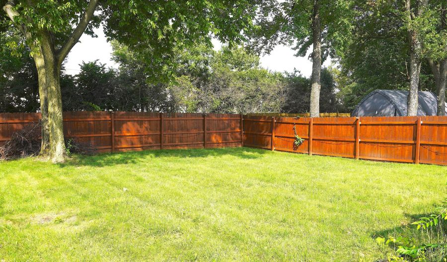 6000 Leafridge Ln, Columbus, OH 43232 - 3 Beds, 2 Bath