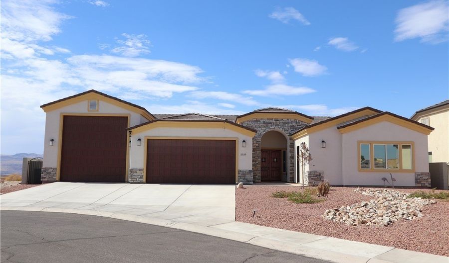 2333 Raven Ct, Bullhead City, AZ 86442 - 4 Beds, 4 Bath