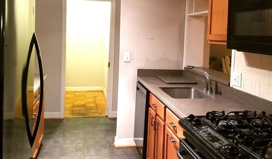 7504 SPRING LAKE Dr A, Bethesda, MD 20817 - 2 Beds, 2 Bath