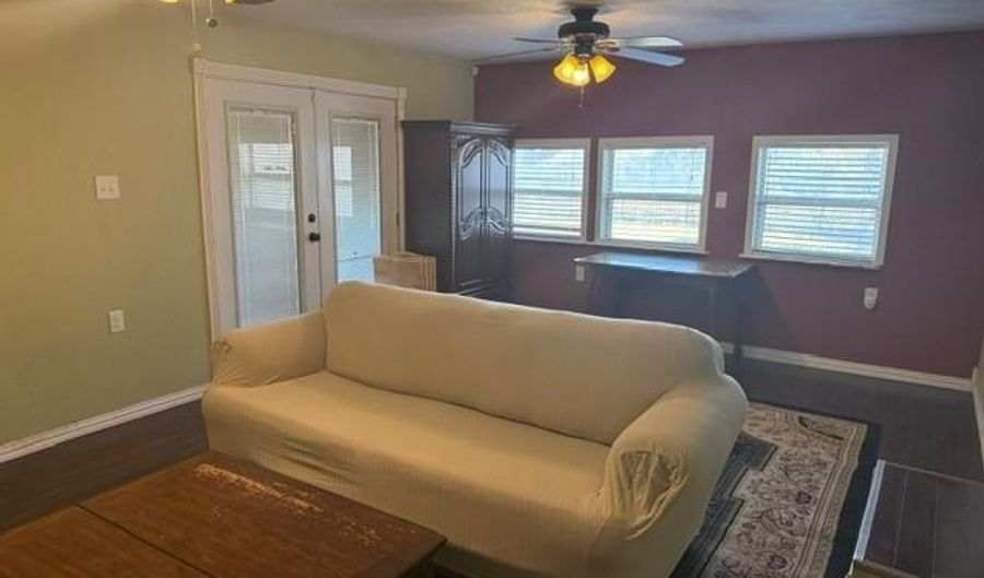 2025 Lowden St, Abilene, TX 79603 - 3 Beds, 1 Bath