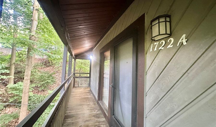 1722 Treetop Trl 15, Akron, OH 44313 - 2 Beds, 2 Bath