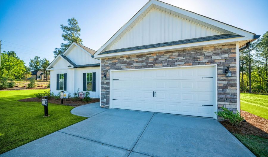 488 Basalt Ct, Beech Island, SC 29842 - 4 Beds, 2 Bath