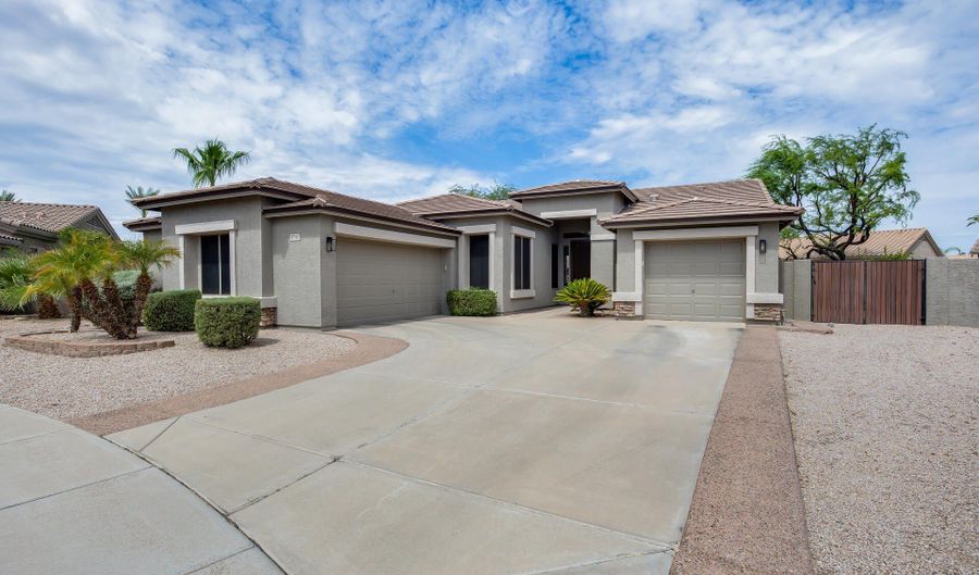 1732 W HOPI Dr, Chandler, AZ 85224 - 4 Beds, 2 Bath