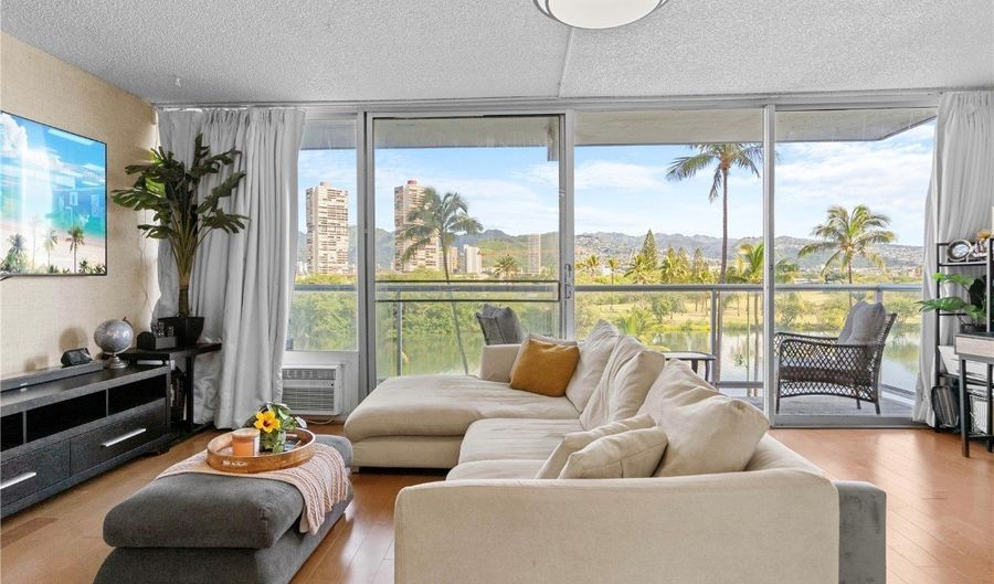 2233 Ala Wai Blvd 4A, Honolulu, HI 96815 - 1 Beds, 2 Bath