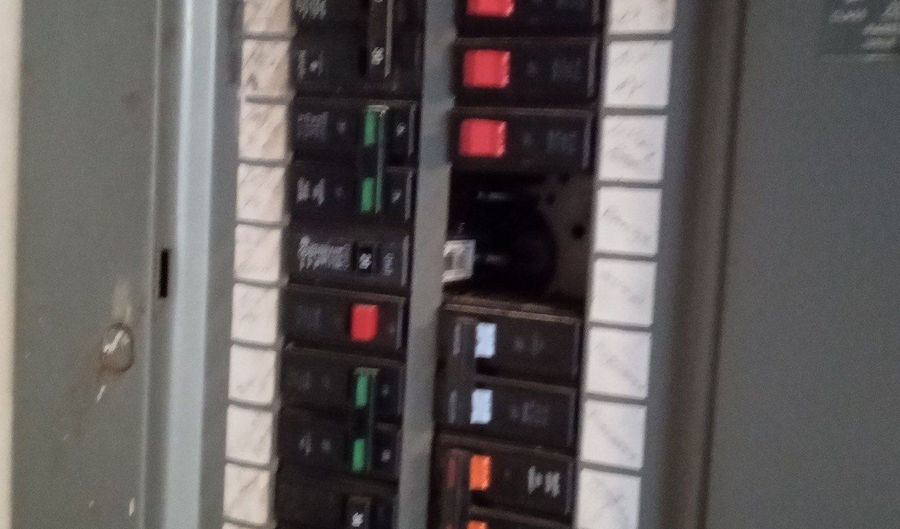 2033 Alhambra Ct B, Anderson, IN 46013 - 2 Beds, 1 Bath