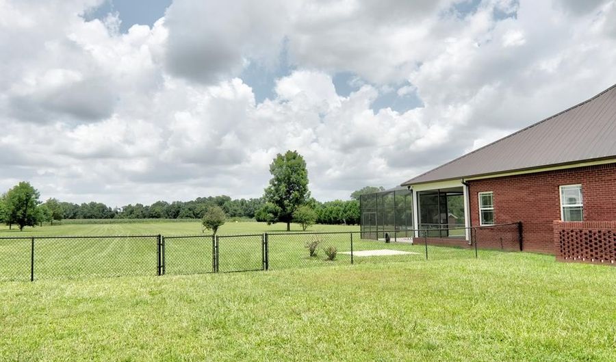 227 Enterprise Church Rd, Ashford, AL 36312 - 6 Beds, 5 Bath