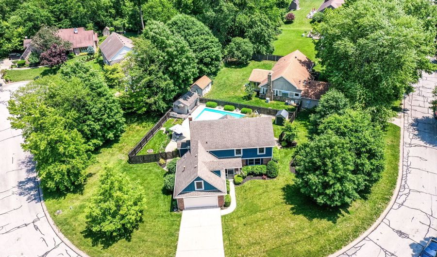 6580 Kings Ct, Avon, IN 46123 - 4 Beds, 3 Bath