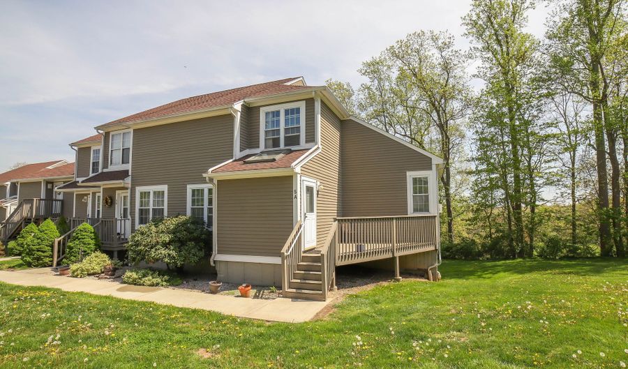 53 Brushy Plain Rd APT 5A, Branford, CT 06405 - 2 Beds, 3 Bath