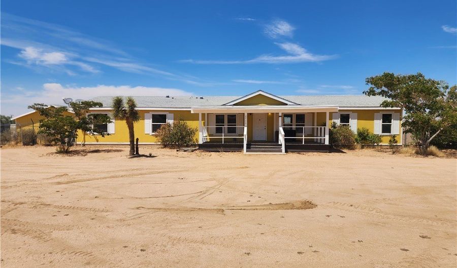 22170 Moonbeam Trl, Apple Valley, CA 92308 - 4 Beds, 3 Bath