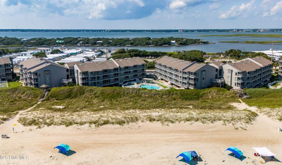 2111 W Fort Macon Rd 224, Atlantic Beach, NC 28512 - 3 Beds, 3 Bath